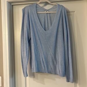 Lou & Grey Light Blue Oversized Sweater. Size XL. never worn.